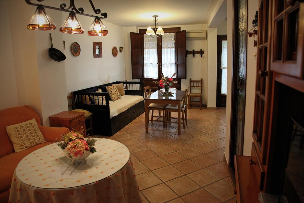 Casa Rural Azahar Priego De Cordoba Ruang foto